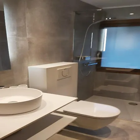 Tranquil Ardennes Retreat, Cleaning Included Casa vacanze *