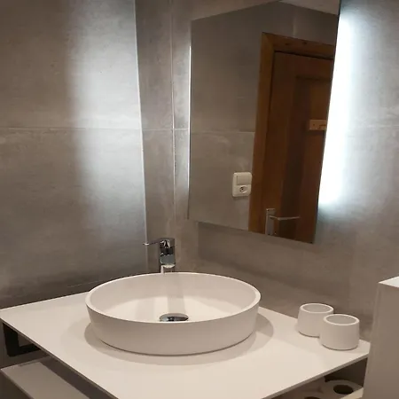 Casa vacanze Tranquil Ardennes Retreat, Cleaning Included